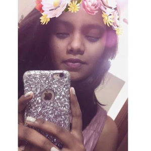 Meet your Posher, Minisha